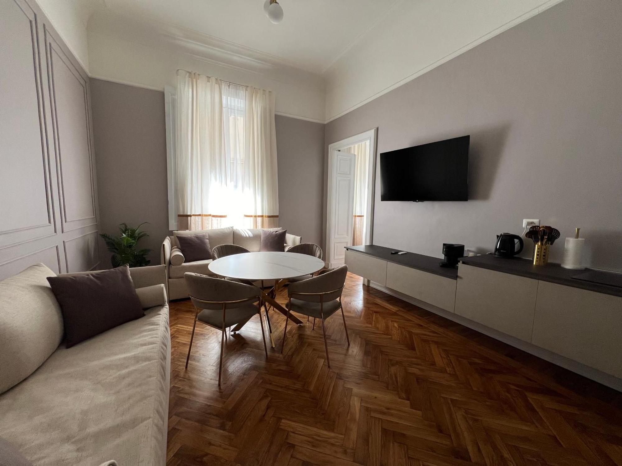 Turin Central Cavour Bagian luar foto