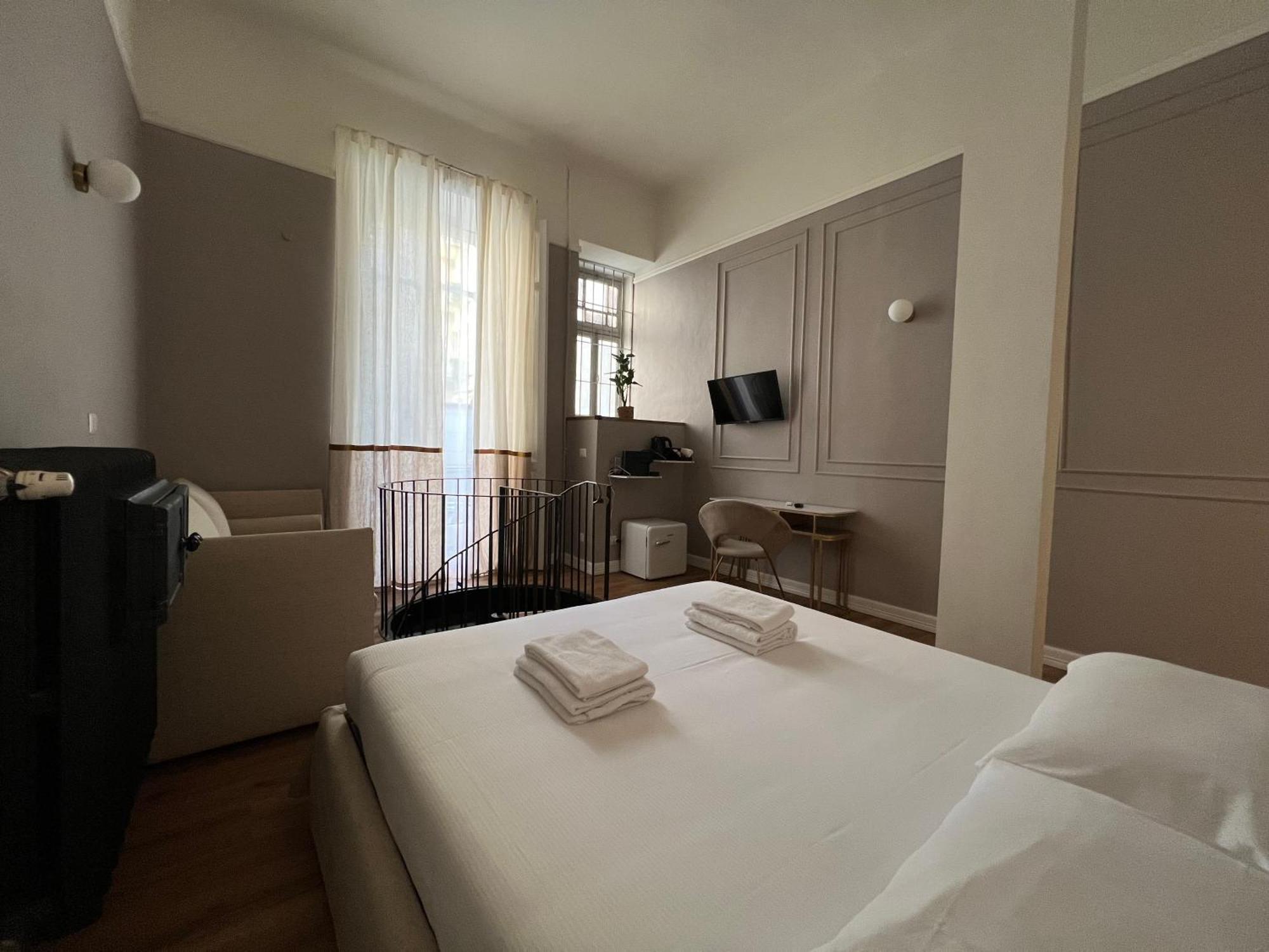 Turin Central Cavour Bagian luar foto